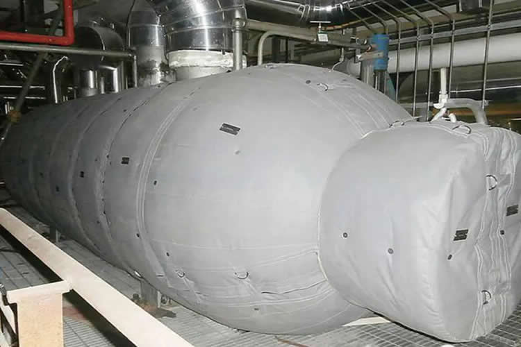 再沸器保溫,再沸器<a href=http://www.540838.cn/e/tags/?tagname=%E4%BF%9D%E6%B8%A9%E5%A5%97 target=_blank class=infotextkey>保溫套</a>,<a href=http://www.540838.cn/e/tags/?tagname=%E6%8D%A2%E7%83%AD%E5%99%A8%E4%BF%9D%E6%B8%A9 target=_blank class=infotextkey>換熱器保溫</a>